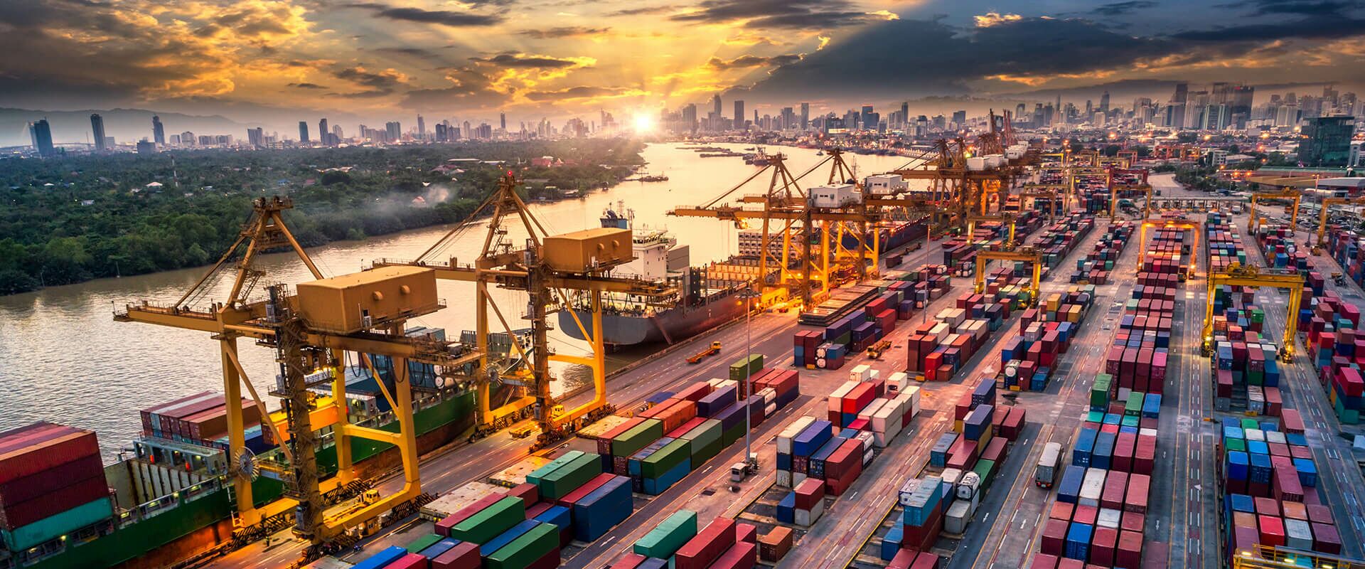 Ausblick auf einem Hafen